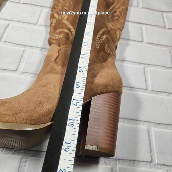 Women's Faux Suede Embroidered Knee High Cowboy Boots Size 8 Light Brown - New* - Picture 4 of 16